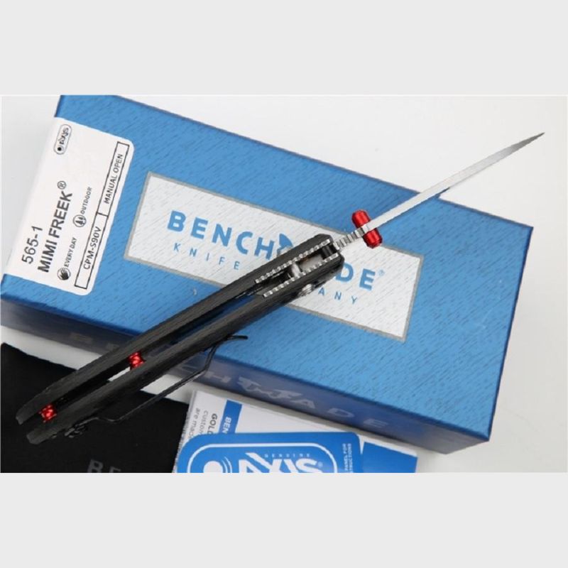 Benchmade 565-1 Mini Freek: Premium Carbon Fiber Edition