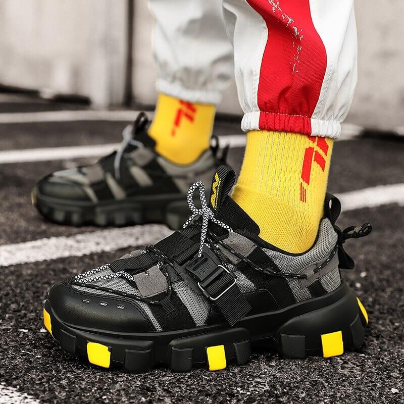 Personality Couple Casual Shoes Outdoor Non Slip Man Sneakers High Quality Hot Sale Breathable Rubber Sole Mixed Color Design